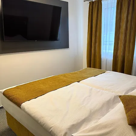 Szálloda Wellness Edelweiss 4*